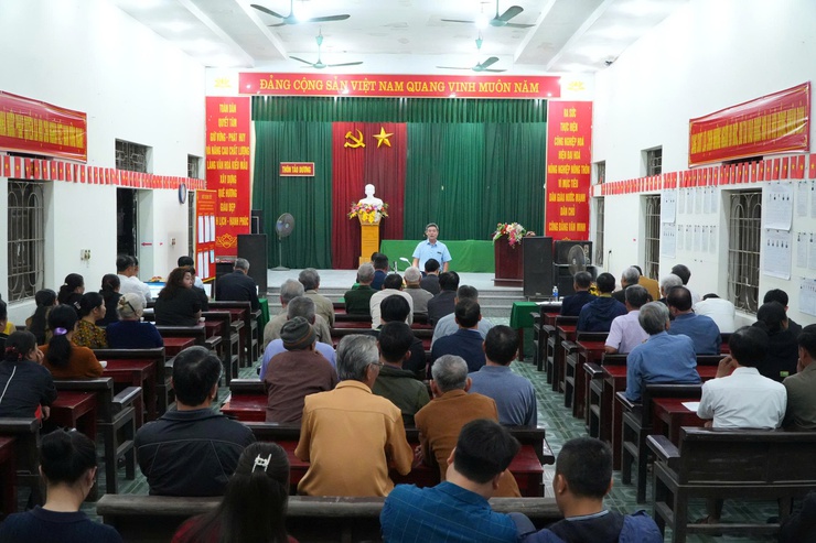  ĐỒNG CHÍ MAI XUÂN TRƯỜNG, BÍ THƯ ĐẢNG ỦY, CHỦ TỊCH HĐND XÃ DỰ SINH HOẠT CHI BỘ THÔN TẢO DƯƠNG, NHẤN MẠNH TẬP TRUNG CAO CHO CÔNG TÁC BẦU CỬ- Ảnh 1.