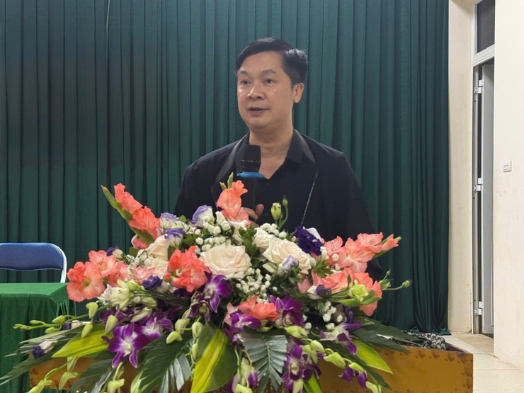  ĐỒNG CHÍ ĐINH HỮU BÌNH, PHÓ BÍ THƯ ĐẢNG ỦY, CHỦ TỊCH UBND XÃ DỰ SINH HOẠT CHI BỘ THÔN TRƯỜNG XUÂN
QUYẾT TÂM HOÀN THÀNH TỐT NHIỆM VỤ BẦU CỬ- Ảnh 4.