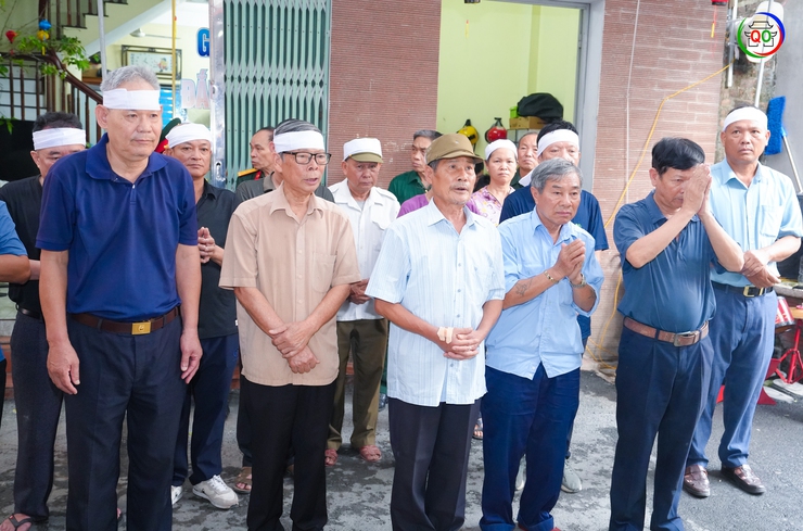 UBND xã Quốc Oai tổ chức Lễ phủ Quân kỳ, công bố Quyết định thành lập Ban Tổ chức Lễ đón nhận, truy điệu và an táng hài cốt Liệt sĩ Nguyễn Duy Lập- Ảnh 10.