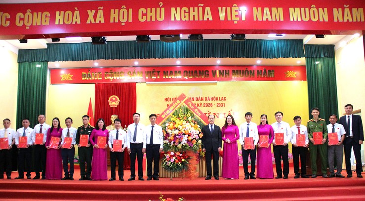 Hội đồng nhân dân xã Hòa Lạc khóa II, nhiệm kỳ 2026–2031 tổ chức Kỳ họp thứ Nhất, kiện toàn tổ chức bộ máy chính quyền địa phương- Ảnh 4.