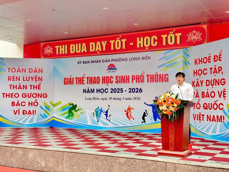 Khai mạc Giải Thể thao học sinh phổ thông phường Long Biên năm học 2025 - 2026- Ảnh 4.
