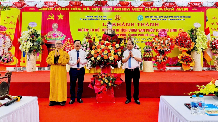 Chùa Vạn Phúc (Chung Linh Tự): Gìn giữ hồn cốt di sản, lan tỏa giá trị tâm linh cộng đồng- Ảnh 10.