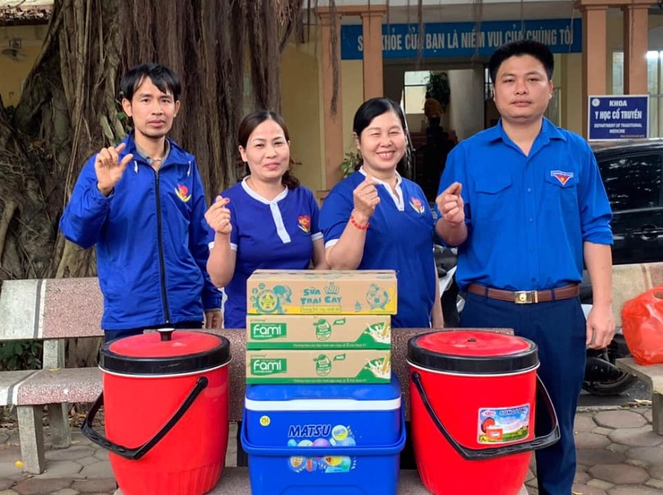 Anh Nguyễn Văn Đoàn: hành Trình 7 năm gieo 
mầm thiện nguyện
- Ảnh 4.