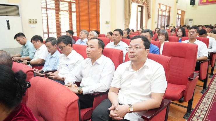 34 tập thể và 213 cá nhân trên địa bàn xã Dương Hoà được khen thưởng công tác bầu cử- Ảnh 2.