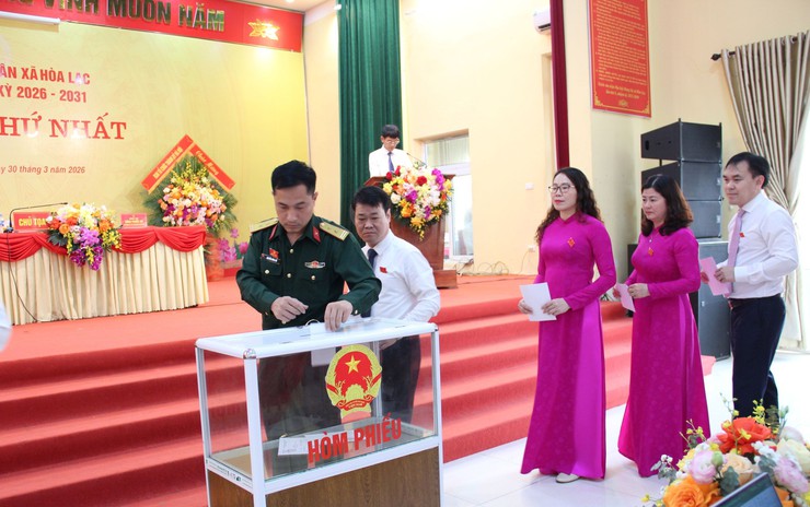 Hội đồng nhân dân xã Hòa Lạc khóa II, nhiệm kỳ 2026–2031 tổ chức Kỳ họp thứ Nhất, kiện toàn tổ chức bộ máy chính quyền địa phương- Ảnh 11.