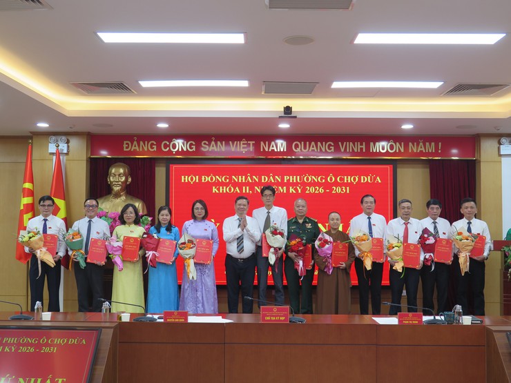 Kỳ họp thứ nhất HĐND Phường Ô Chợ Dừa khóa II nhiệm kỳ 2026-2031: Kiện toàn các chức danh lãnh đạo HĐND, UBND - Ảnh 6.