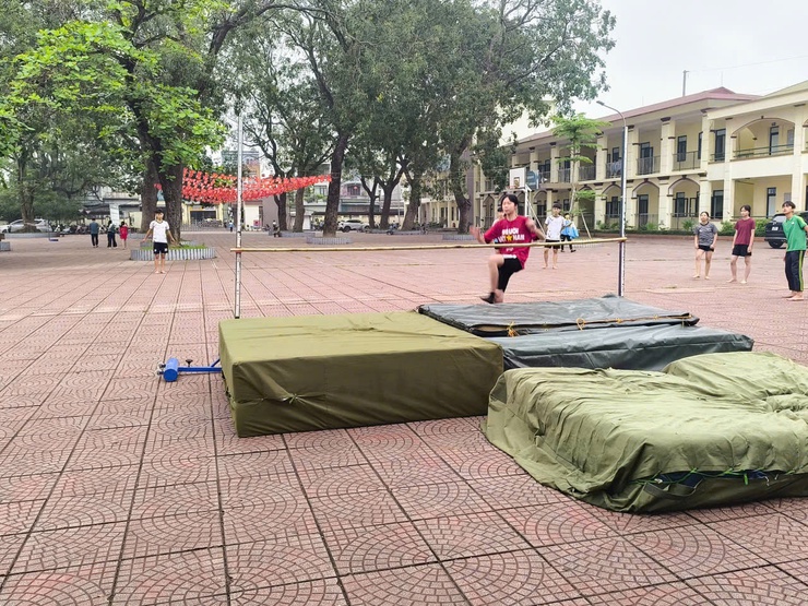 Sôi nổi giải thể thao học sinh phổ thông xã Chuyên Mỹ năm học 2025 - 2026- Ảnh 3.