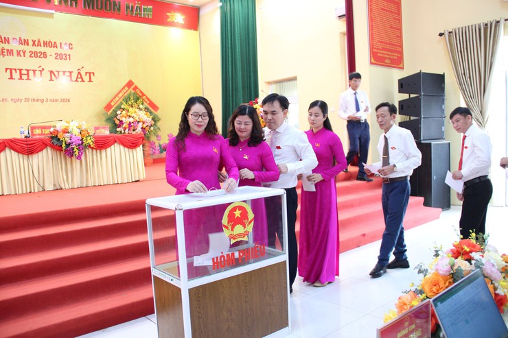 Hội đồng nhân dân xã Hòa Lạc khóa II, nhiệm kỳ 2026–2031 tổ chức Kỳ họp thứ Nhất, kiện toàn tổ chức bộ máy chính quyền địa phương- Ảnh 9.