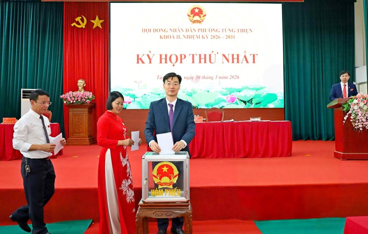 Phường Tùng Thiện tổ chức Kỳ họp thứ Nhất HĐND phường khóa II, nhiệm kỳ 2026–2031- Ảnh 4.