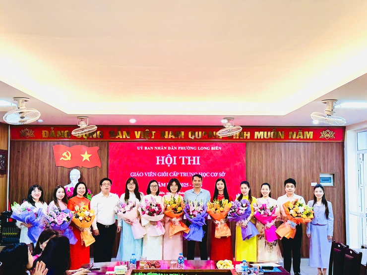 Khai mạc Hội thi Giáo viên giỏi cấp THCS phường Long Biên năm học 2025 - 2026- Ảnh 2.