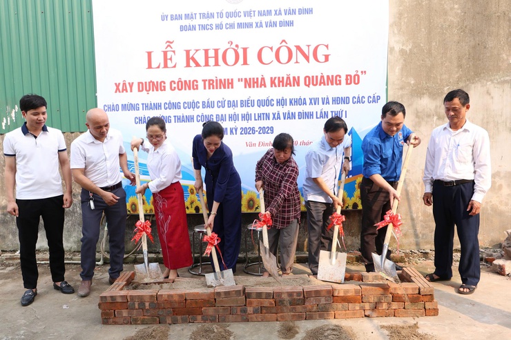 Vân Đình khởi công xây dựng “Nhà khăn quàng đỏ” cho gia đình học sinh khó khăn- Ảnh 4.