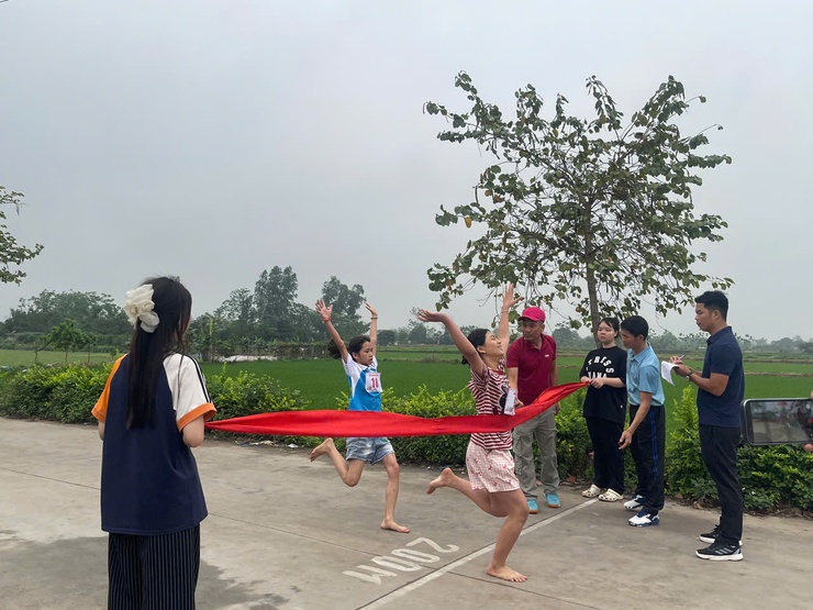 Sôi nổi giải thể thao học sinh phổ thông xã Chuyên Mỹ năm học 2025 - 2026- Ảnh 5.