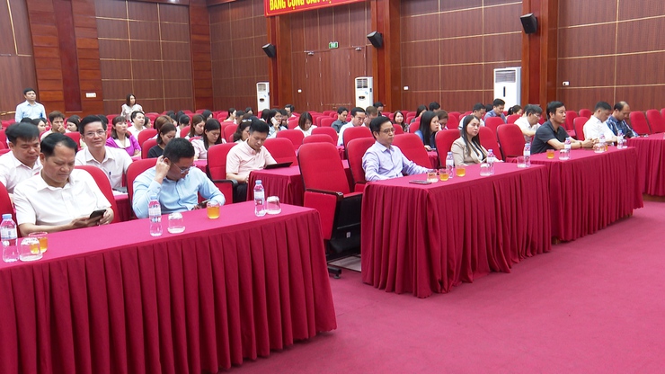 Xã Phú Xuyên: Tham gia tập huấn kỹ năng về trợ lý ảo Ai dùng chung cho cán bộ Công chức, viên chức.- Ảnh 1.