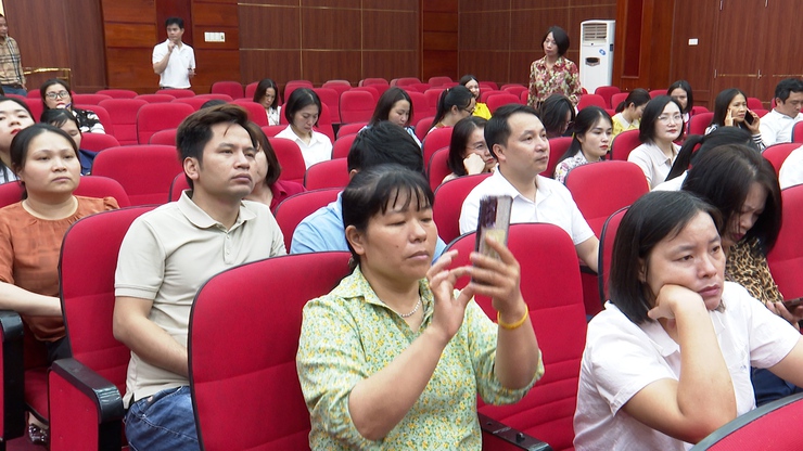 Xã Phú Xuyên: Tham gia tập huấn kỹ năng về trợ lý ảo Ai dùng chung cho cán bộ Công chức, viên chức.- Ảnh 10.