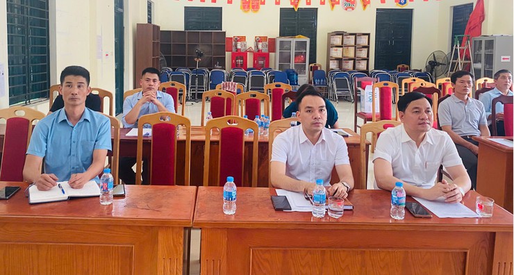 Xã Vật Lại khởi công dự án: Nâng cấp, cải tạo hệ thống nền mặt đường rãnh thoát nước- Ảnh 2.