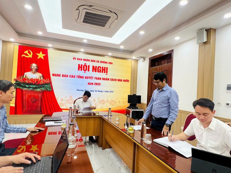 UBND xã nghe báo cáo công tác quyết toán ngân sách nhà nước năm 2025 - Ảnh 1.