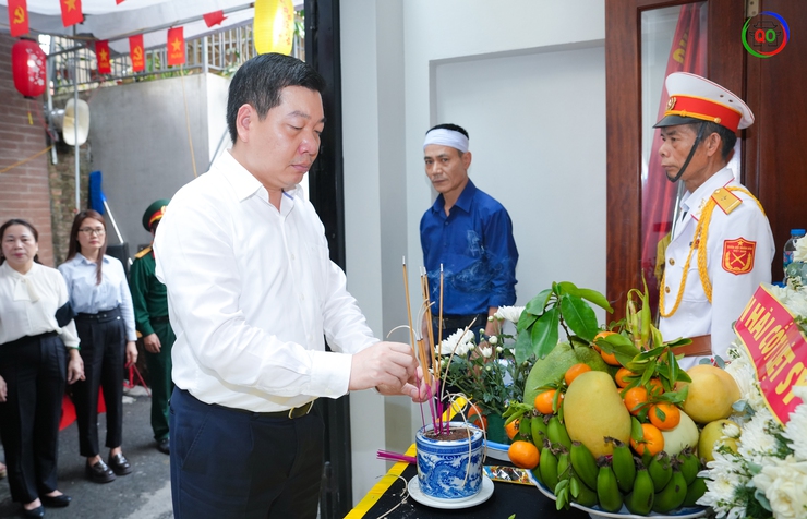 UBND xã Quốc Oai tổ chức Lễ phủ Quân kỳ, công bố Quyết định thành lập Ban Tổ chức Lễ đón nhận, truy điệu và an táng hài cốt Liệt sĩ Nguyễn Duy Lập- Ảnh 8.