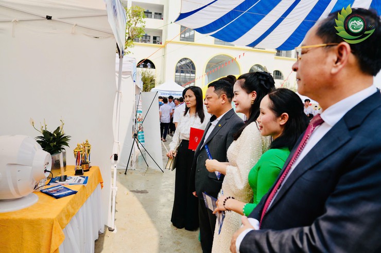 Ngày hội tư vấn hướng nghiệp năm 2026 tại Trường Trung cấp Ngoại thương- Ảnh 7.