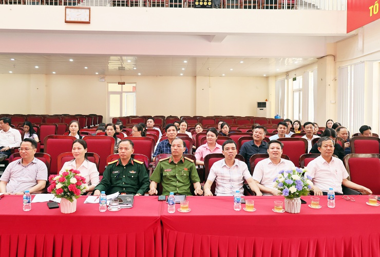 Đảng ủy xã Quảng Bị: Phát động cuộc thi “Chính luận bảo vệ nền tảng tư tưởng của Đảng lần thứ Sáu” và Hội thi “Báo cáo viên, tuyên truyền viên giỏi” xã Quảng Bị năm 2026- Ảnh 3.