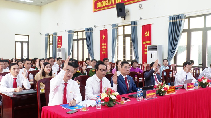 KỲ HỌP THỨ NHẤT HĐND XÃ ỨNG HOÀ KHÓA II, NHIỆM KỲ 2026-2031 THÀNH CÔNG TỐT ĐẸP.- Ảnh 6.