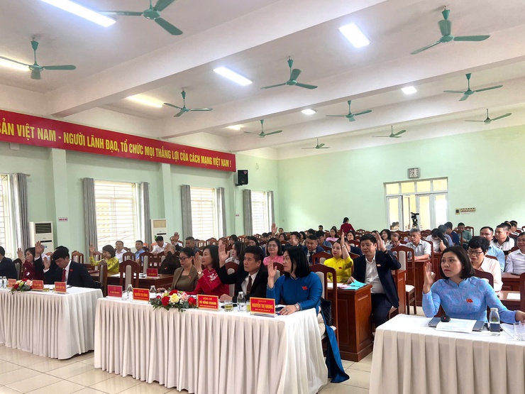 Kỳ họp thứ nhất HĐND xã Ngọc Hồi nhiệm kỳ 2026 – 2031- Ảnh 3.