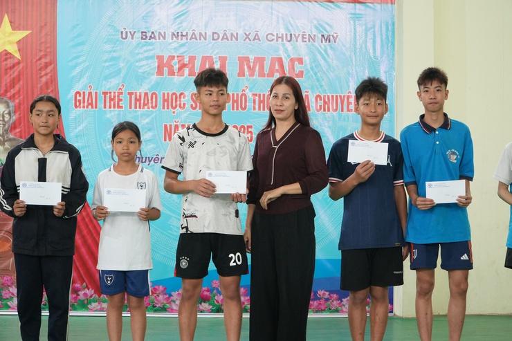 Sôi nổi giải thể thao học sinh phổ thông xã Chuyên Mỹ năm học 2025 - 2026- Ảnh 8.