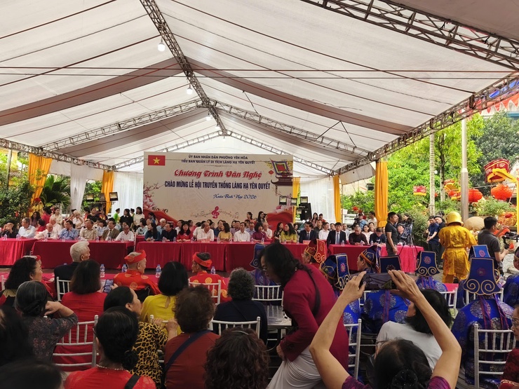 Lễ hội truyền thống làng Hạ Yên Quyết: Hân hoan trước giờ Khai mạc lễ hội ngày 30/3 (tức 12 tháng 2 Bính Ngọ)- Ảnh 9.