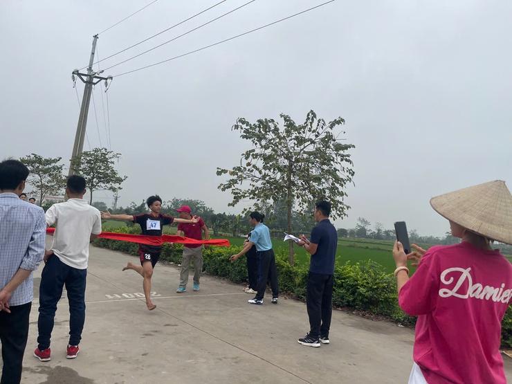 Sôi nổi giải thể thao học sinh phổ thông xã Chuyên Mỹ năm học 2025 - 2026- Ảnh 6.