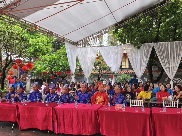 Lễ hội truyền thống làng Hạ Yên Quyết: Hân hoan trước giờ Khai mạc lễ hội ngày 30/3 (tức 12 tháng 2 Bính Ngọ)- Ảnh 1.