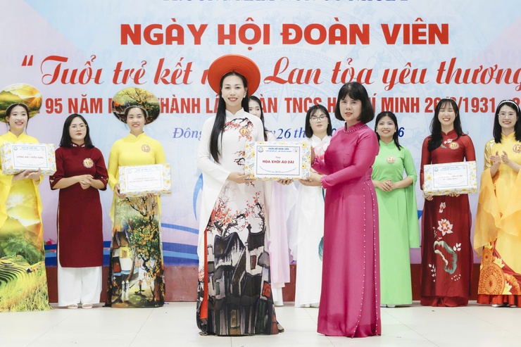 “Tuổi trẻ kết nối yêu thương” của Chi đoàn trường mầm non Cổ Nhuế 2 và trường Tiểu học Cổ Nhuế 2B- Ảnh 12.