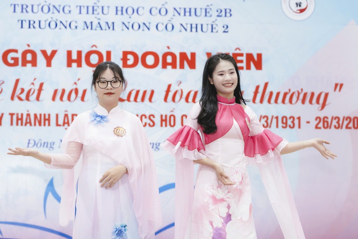 “Tuổi trẻ kết nối yêu thương” của Chi đoàn trường mầm non Cổ Nhuế 2 và trường Tiểu học Cổ Nhuế 2B- Ảnh 8.