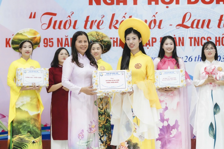 “Tuổi trẻ kết nối yêu thương” của Chi đoàn trường mầm non Cổ Nhuế 2 và trường Tiểu học Cổ Nhuế 2B- Ảnh 13.