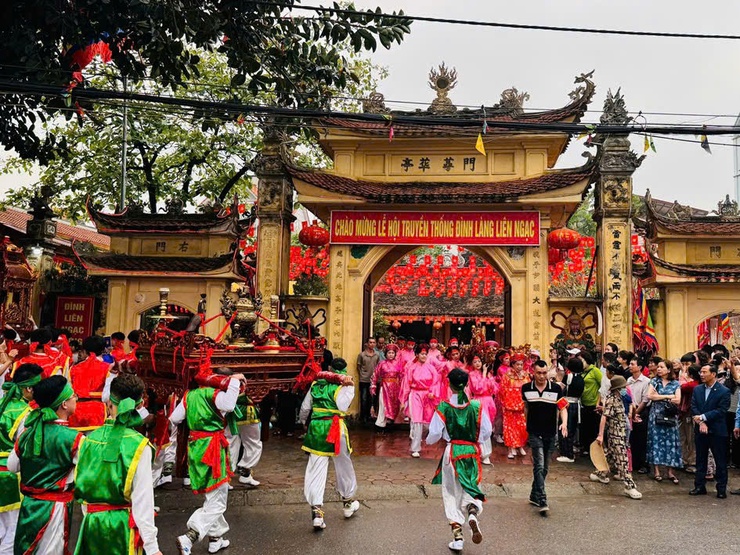 Lễ hội truyền thống Đình Liên Ngạc xuân Bính Ngọ 2026: Nơi lưu giữ, bảo tồn và phát huy bản sắc văn hóa Thủ đô ngàn năm văn hiến- Ảnh 12.