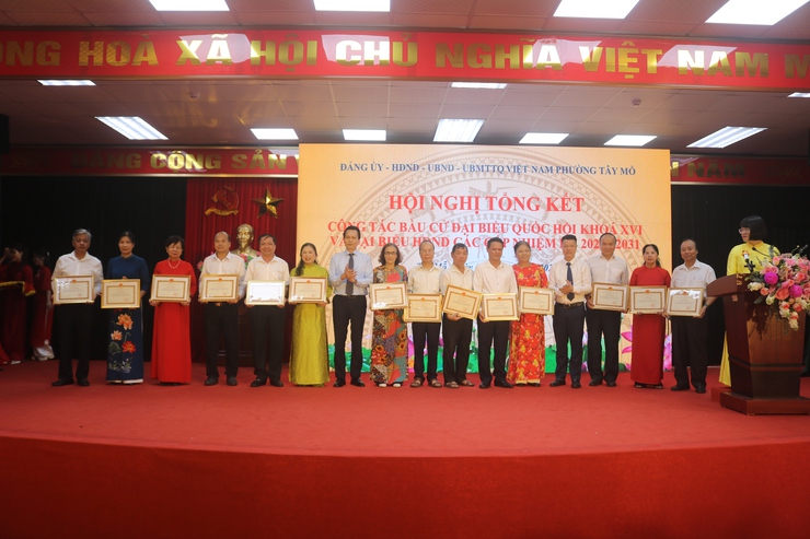 Phường Tây Mỗ tổng kết công tác tổ chức bầu cử đại biểu Quốc hội khóa XVI và đại biểu HĐND các cấp nhiệm kỳ 2026-2031- Ảnh 8.