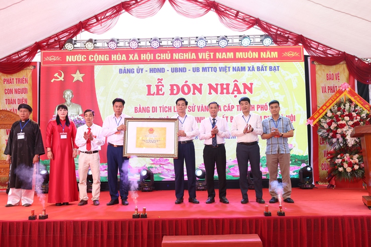 Xã Bất Bat tổ chức lễ đón nhận bằng di tích lịch sử – văn hóa cấp thành phố chùa Thiên Phúc- Ảnh 1.