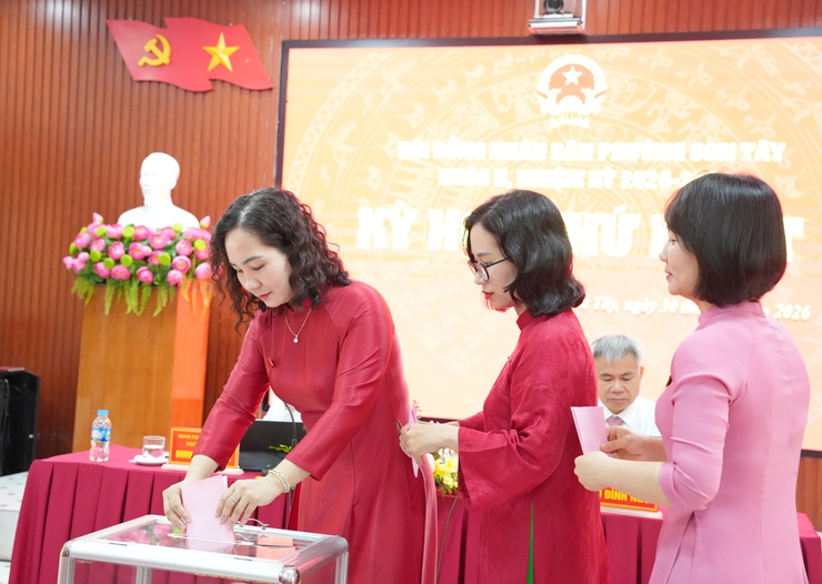 KỲ HỌP THỨ NHẤT HĐND PHƯỜNG SƠN TÂY KHÓA II, NHIỆM KỲ 2026 - 2031 PHƯỜNG SƠN TÂY- Ảnh 3.