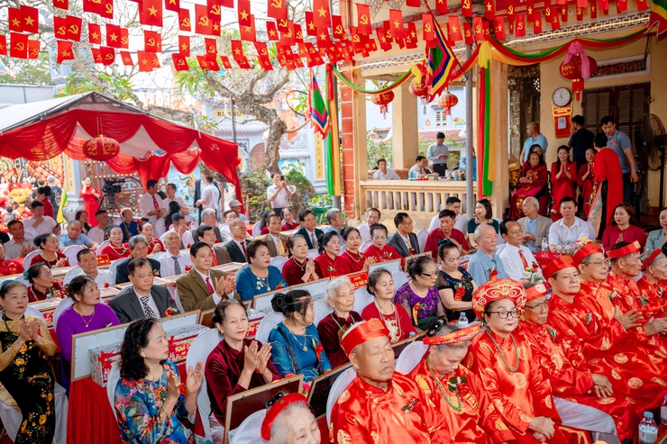 Hội làng truyền thống và lễ chúc thọ người cao tuổi Thôn Đỗ Xá- Ảnh 3.