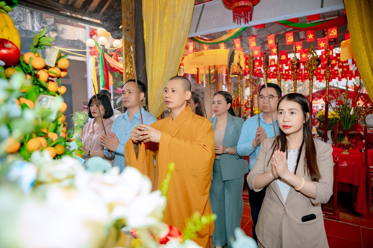 Hội làng truyền thống và lễ chúc thọ người cao tuổi Thôn Đỗ Xá- Ảnh 1.