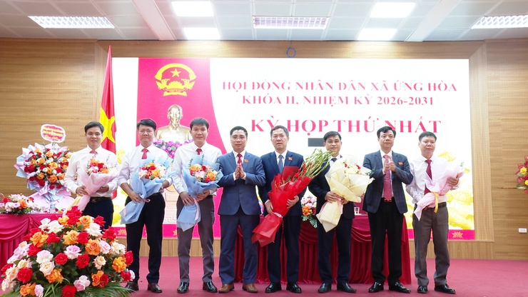 KỲ HỌP THỨ NHẤT HĐND XÃ ỨNG HOÀ KHÓA II, NHIỆM KỲ 2026-2031 THÀNH CÔNG TỐT ĐẸP.- Ảnh 4.