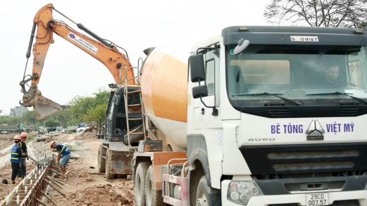 Long Biên đưa dự án chống úng ngập trọng điểm kịp vận hành trước mùa mưa- Ảnh 1.