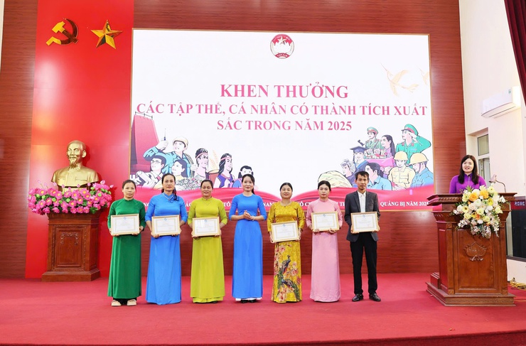 Anh Nguyễn Văn Đoàn: hành Trình 7 năm gieo 
mầm thiện nguyện
- Ảnh 12.