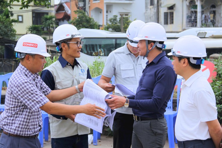 Phường Phú Thượng đẩy mạnh đầu tư hạ tầng, từng bước hình thành đô thị văn minh, hiện đại- Ảnh 4.