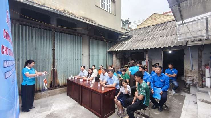 Đoàn Thanh niên phối hợp cùng Hội Liên hiệp Phụ nữ (LHPN) xã Dương Hòa tổ chức Lễ bàn giao công trình thanh niên- Ảnh 2.