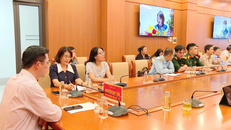 XÃ THANH TRÌ THAM DỰ HỘI NGHỊ TRỰC TUYẾN TỔNG KẾT CÔNG TÁC BẦU CỬ- Ảnh 2.