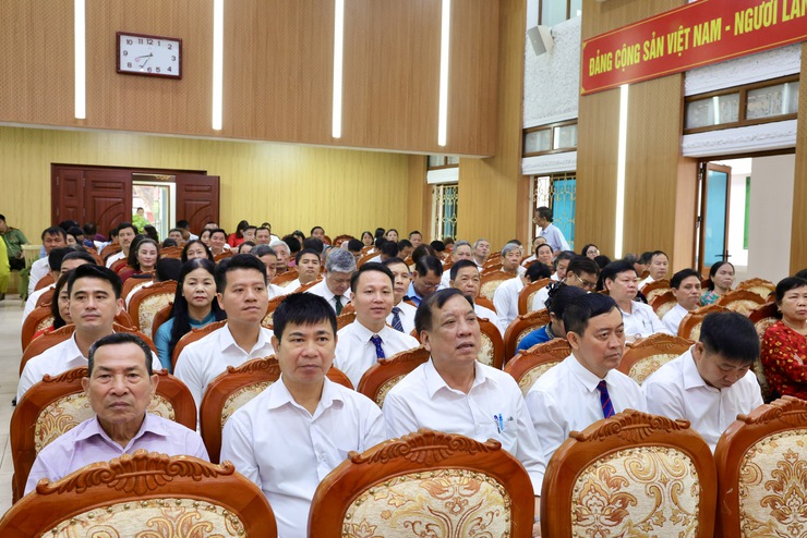 HỘI NGHỊ ĐẠI BIỂU NHÂN DÂN XÃ THƯ LÂM BÀN VIỆC XÂY DỰNG ĐỜI SỐNG VĂN HÓA Ở CƠ SỞ 
NĂM 2026
- Ảnh 13.