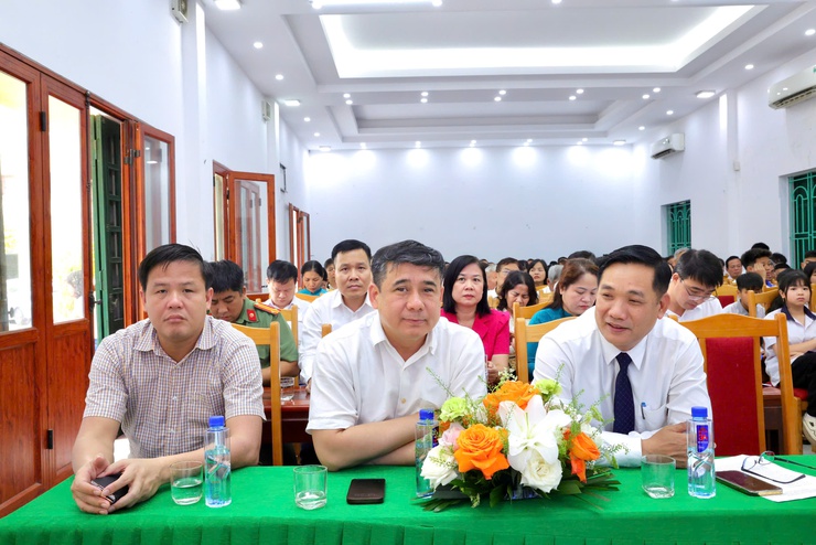 UBND xã Thư Lâm tổ chức Lễ mít tinh kỷ niệm 80 năm Ngày truyền thống Ngành Thể dục thể thao Việt Nam (27/3/1946 – 27/3/2026)- Ảnh 2.