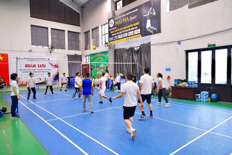 Ngân hàng hợp tác xã Việt Nam chi nhánh Hà Nội và các QTDND Bắc Sông Hồng mở rộng tổ chức giao lưu văn hóa, thể thao, gặp mặt xuân Bính Ngọ 2026- Ảnh 5.