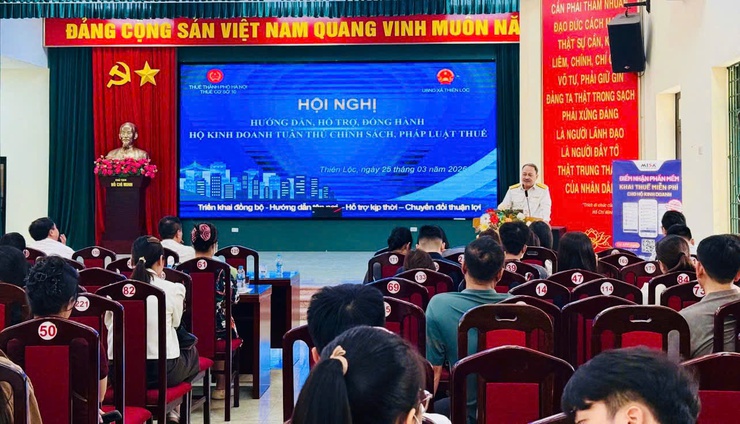 Thuế cơ sở 10 tổ chức hội nghị đồng hành, hỗ trợ hộ kinh doanh thực hiện chính sách thuế tại xã Thiên Lộc- Ảnh 4.