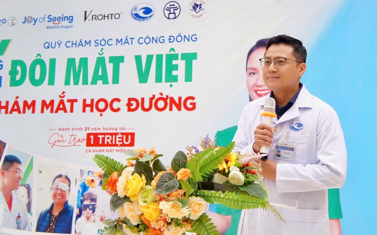 Phường Phú Thượng tổ chức chương trình “Khám mắt học đường 2026” hưởng ứng ngày sức khỏe toàn dân (07/4) – chủ động phòng bệnh, chăm sóc sức khỏe học sinh toàn diện- Ảnh 5.