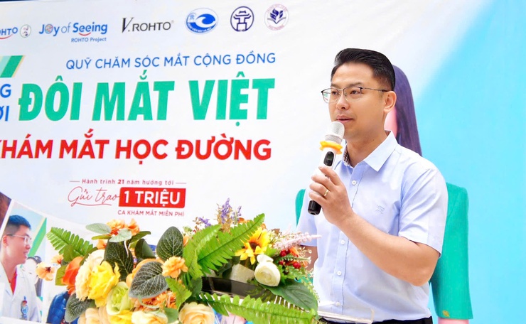 Phường Phú Thượng tổ chức chương trình “Khám mắt học đường 2026” hưởng ứng ngày sức khỏe toàn dân (07/4) – chủ động phòng bệnh, chăm sóc sức khỏe học sinh toàn diện- Ảnh 3.